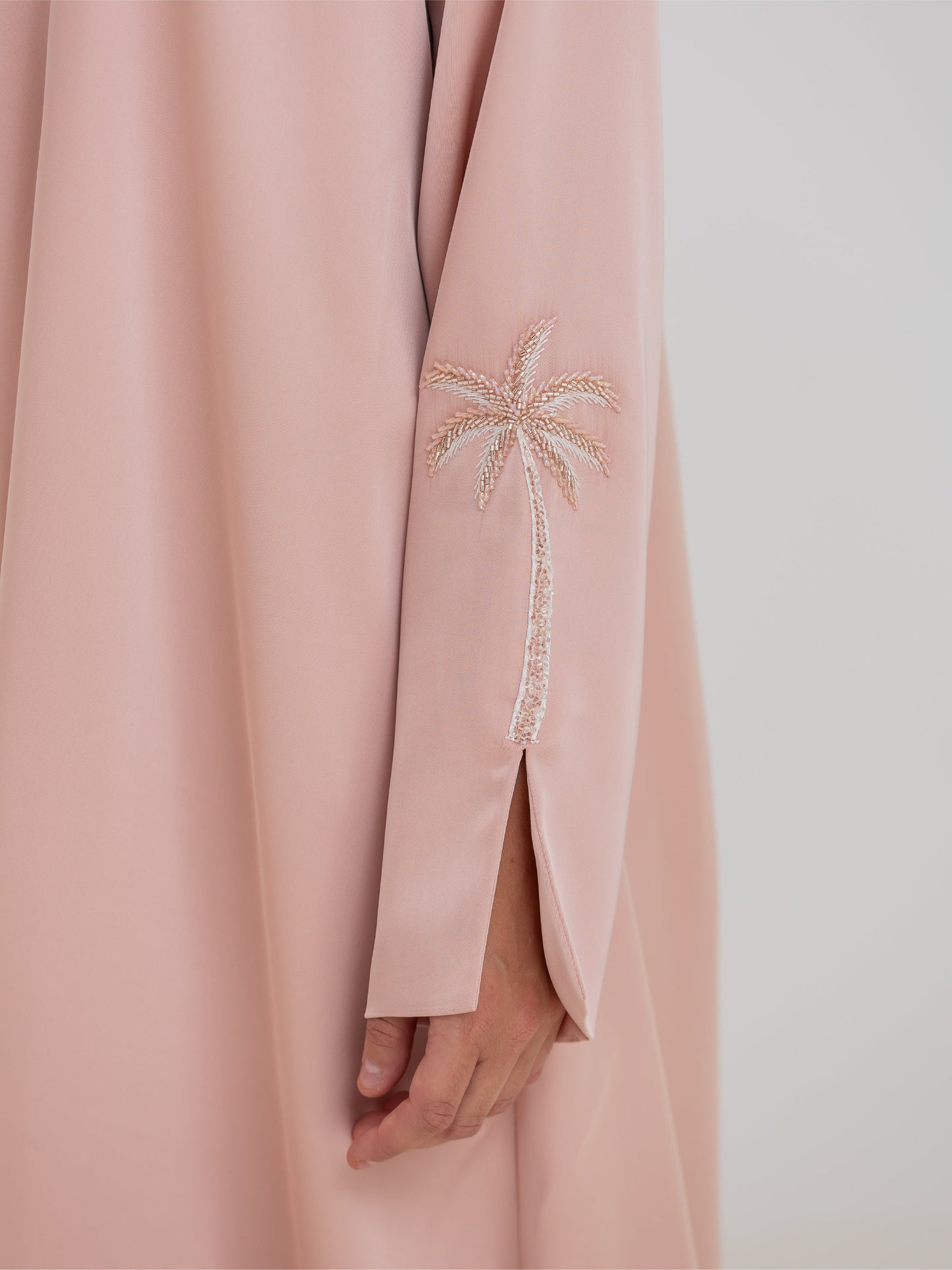 AlAnoud Abaya — Pink