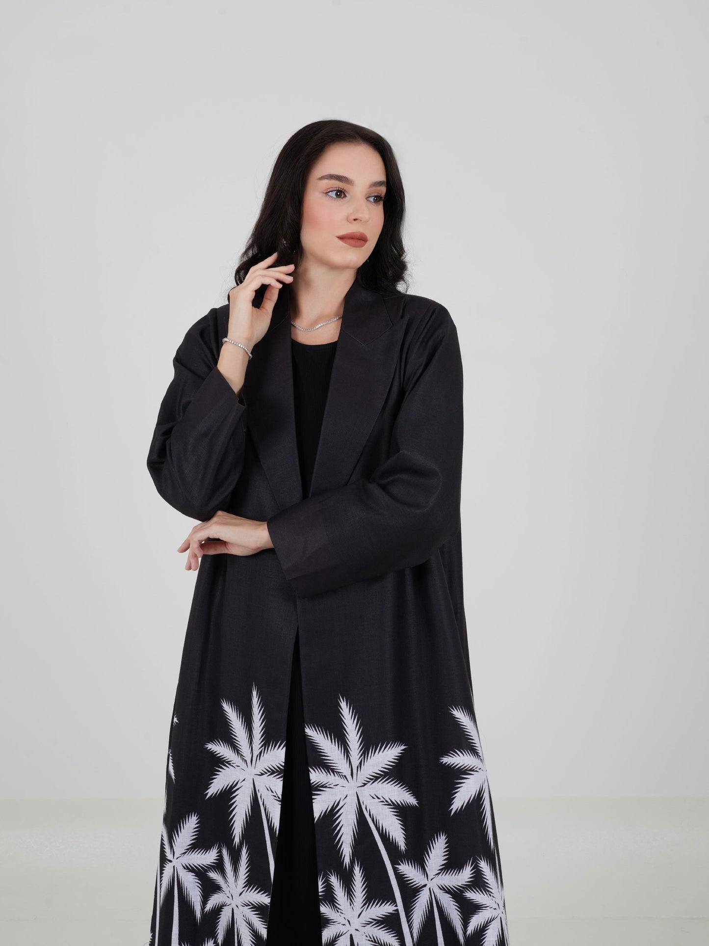 The Palm Abaya — Black